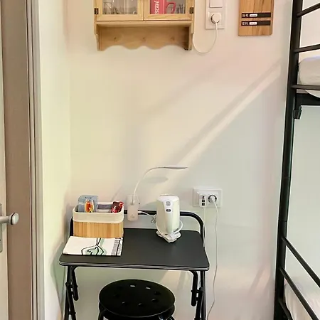 Cozy Little Hideaway בית הארחה באלאטונפורד